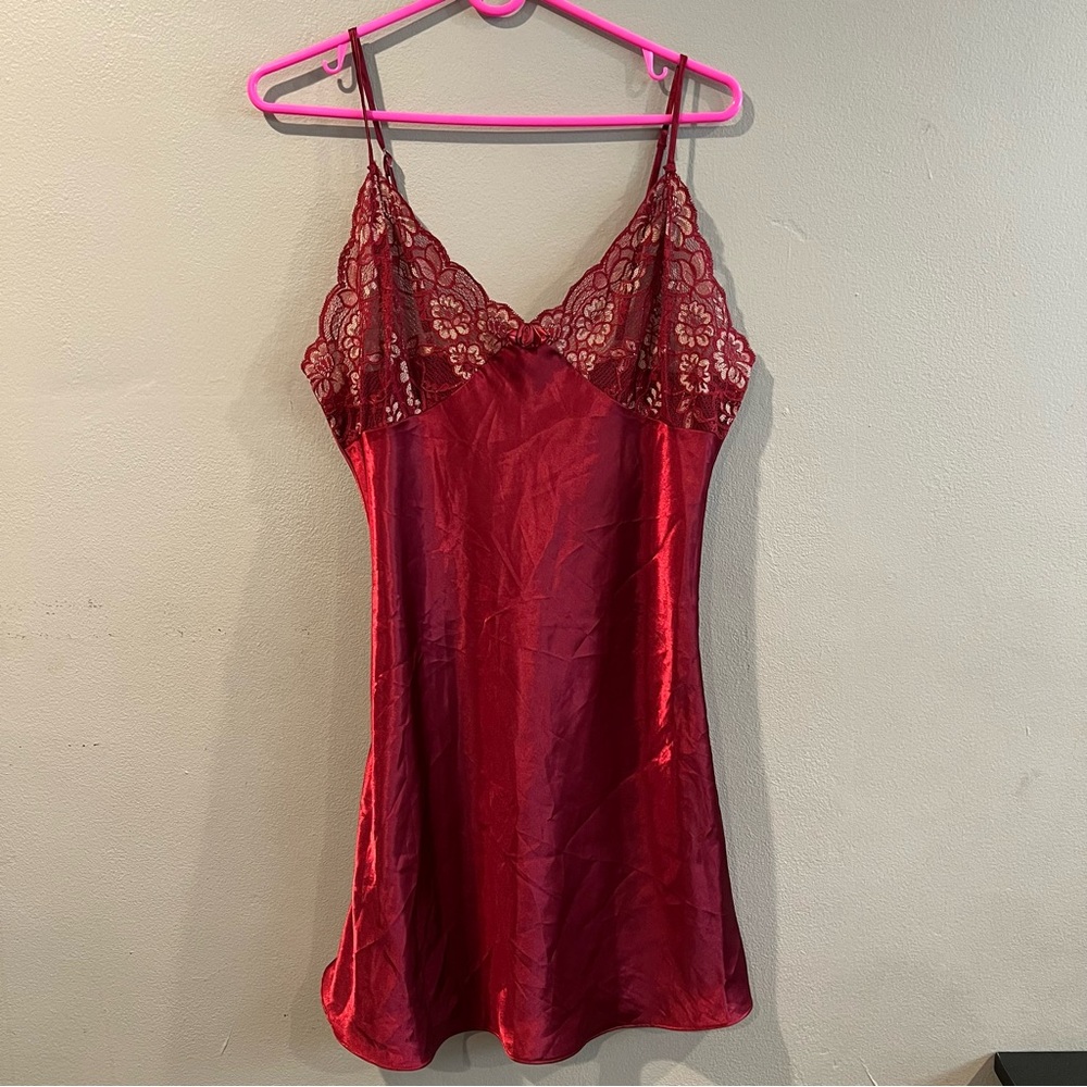 Luxurious Inner Most Scarlet Red Vintage Nightgown Lace Slip Dress Chemise M